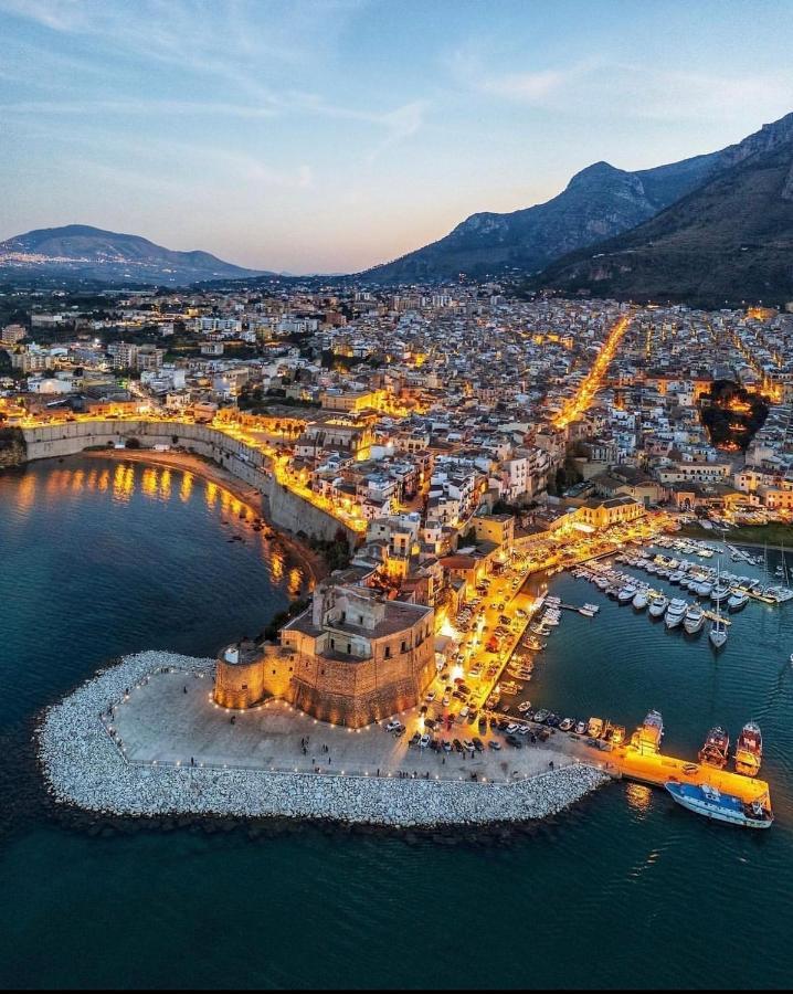Principe Tancredi Lägenhet Castellammare del Golfo Exteriör bild